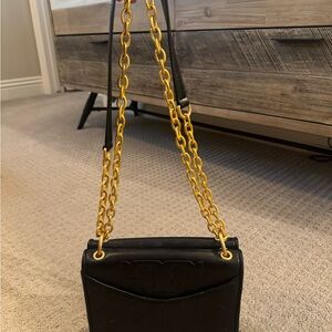 Black and Gold Chain Shoulder Bag